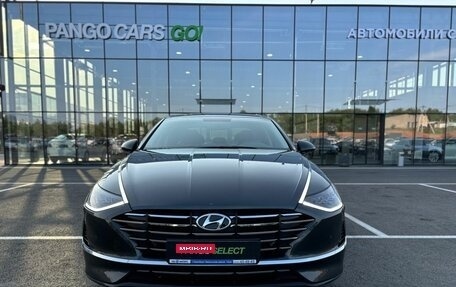 Hyundai Sonata VIII, 2021 год, 2 600 000 рублей, 2 фотография