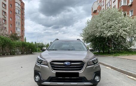 Subaru Outback IV рестайлинг, 2020 год, 3 600 000 рублей, 2 фотография