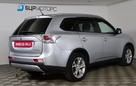 Mitsubishi Outlander III рестайлинг 3, 2014 год, 1 499 990 рублей, 5 фотография