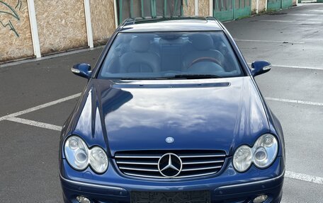 Mercedes-Benz CLK-Класс, 2002 год, 1 000 000 рублей, 2 фотография