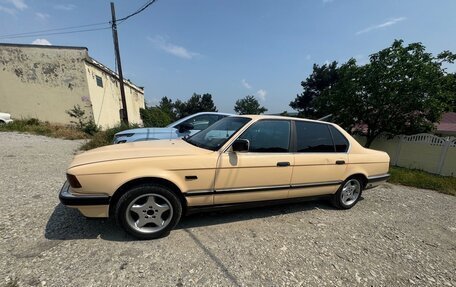 BMW 7 серия, 1987 год, 300 000 рублей, 3 фотография
