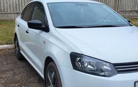 Volkswagen Polo VI (EU Market), 2014 год, 1 000 000 рублей, 3 фотография