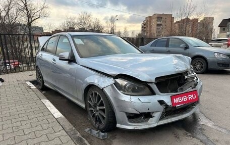 Mercedes-Benz C-Класс, 2013 год, 550 000 рублей, 2 фотография