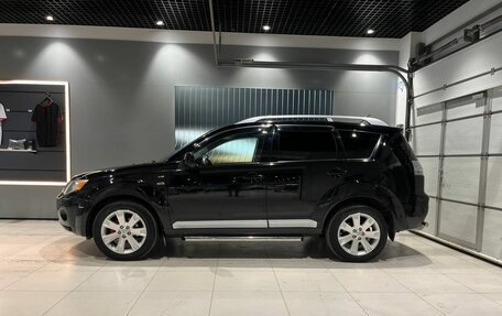 Mitsubishi Outlander III рестайлинг 3, 2008 год, 1 375 000 рублей, 2 фотография
