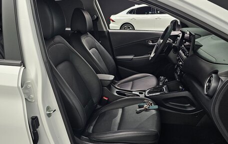 Hyundai Kona I, 2022 год, 2 150 000 рублей, 6 фотография