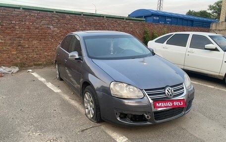 Volkswagen Jetta VI, 2005 год, 350 000 рублей, 2 фотография