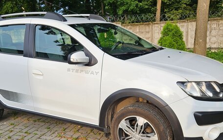 Renault Sandero II рестайлинг, 2018 год, 1 270 000 рублей, 2 фотография