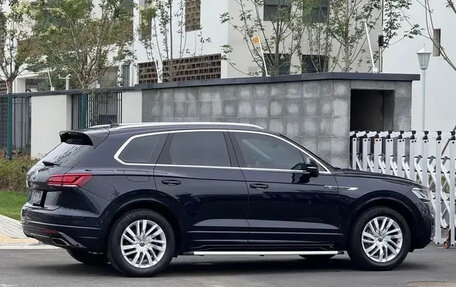 Volkswagen Touareg III, 2022 год, 3 968 080 рублей, 2 фотография