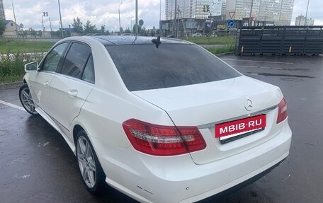 Mercedes-Benz E-Класс, 2011 год, 1 290 000 рублей, 4 фотография