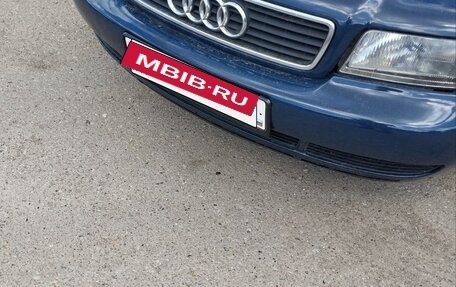 Audi A4, 1998 год, 400 000 рублей, 3 фотография