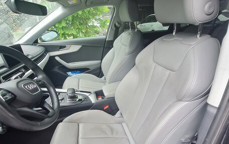 Audi A4, 2019 год, 2 450 000 рублей, 4 фотография