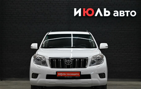 Toyota Land Cruiser Prado 150 рестайлинг 2, 2011 год, 3 650 000 рублей, 2 фотография