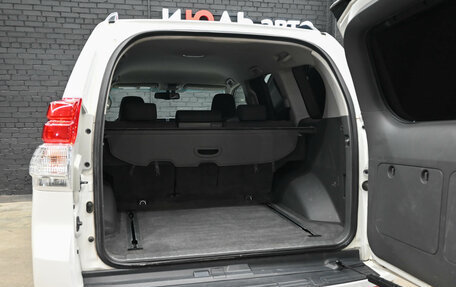 Toyota Land Cruiser Prado 150 рестайлинг 2, 2011 год, 3 650 000 рублей, 6 фотография