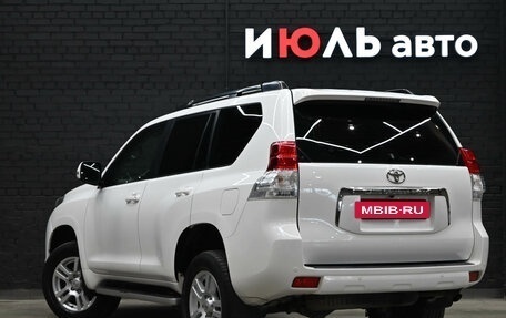 Toyota Land Cruiser Prado 150 рестайлинг 2, 2011 год, 3 650 000 рублей, 4 фотография