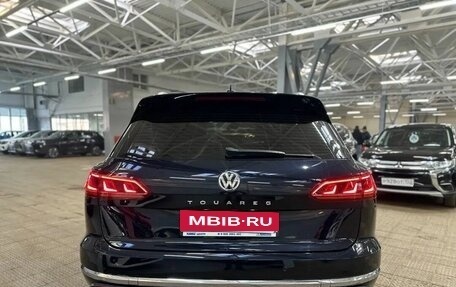 Volkswagen Touareg III, 2020 год, 4 600 000 рублей, 5 фотография