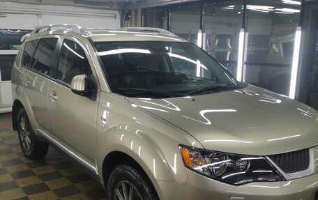 Mitsubishi Outlander III рестайлинг 3, 2006 год, 1 300 000 рублей, 1 фотография