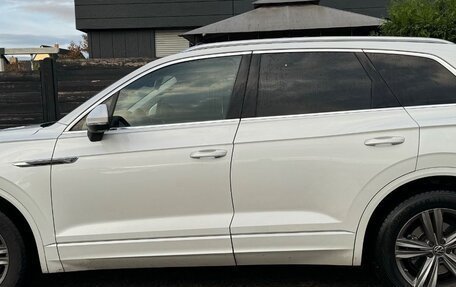 Volkswagen Touareg III, 2023 год, 5 070 000 рублей, 3 фотография