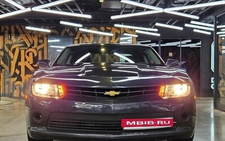 Chevrolet Camaro IV, 2013 год, 2 500 000 рублей, 2 фотография