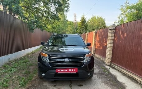 Ford Explorer VI, 2012 год, 1 643 000 рублей, 2 фотография