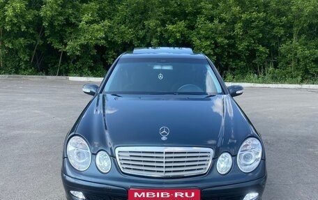 Mercedes-Benz E-Класс, 2002 год, 850 000 рублей, 3 фотография