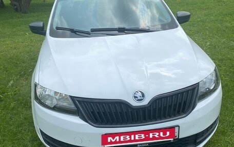 Skoda Rapid I, 2015 год, 590 000 рублей, 2 фотография