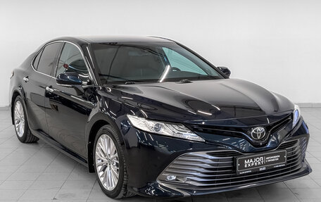 Toyota Camry, 2019 год, 2 800 000 рублей, 3 фотография