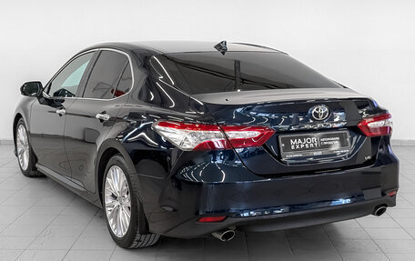 Toyota Camry, 2019 год, 2 800 000 рублей, 7 фотография