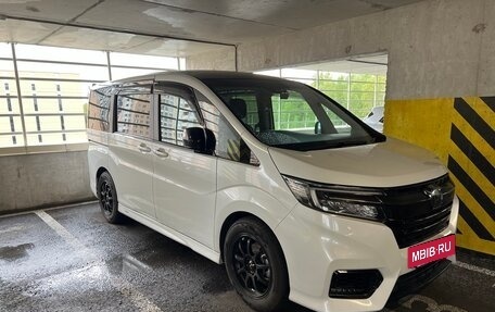 Honda Stepwgn IV, 2019 год, 2 800 000 рублей, 6 фотография