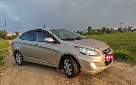 Hyundai Solaris II рестайлинг, 2012 год, 850 000 рублей, 3 фотография