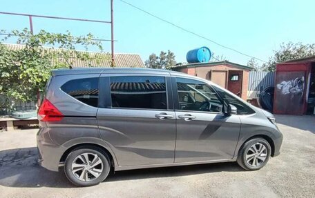 Honda Freed II, 2023 год, 2 500 000 рублей, 4 фотография