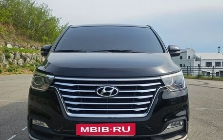 Hyundai Grand Starex Grand Starex I рестайлинг 2, 2021 год, 2 787 080 рублей, 3 фотография