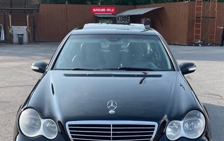 Mercedes-Benz C-Класс, 2006 год, 1 200 000 рублей, 2 фотография
