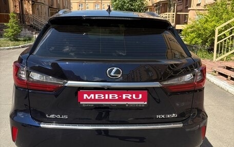 Lexus RX IV рестайлинг, 2017 год, 4 900 000 рублей, 4 фотография