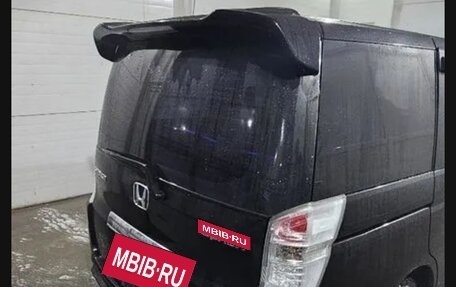 Honda Stepwgn IV, 2011 год, 1 300 000 рублей, 2 фотография