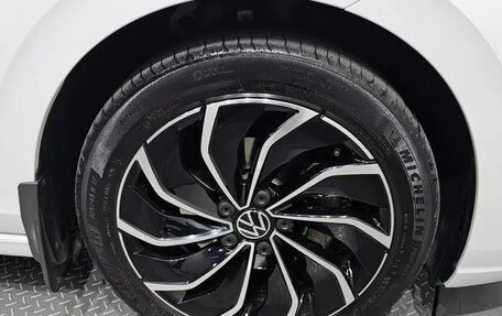 Volkswagen Golf VIII, 2022 год, 2 100 000 рублей, 5 фотография