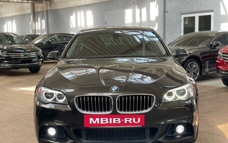 BMW 5 серия, 2015 год, 1 870 000 рублей, 2 фотография