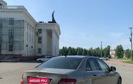 Mercedes-Benz C-Класс, 2008 год, 1 100 000 рублей, 6 фотография