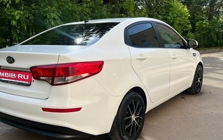 KIA Rio III рестайлинг, 2016 год, 999 000 рублей, 7 фотография