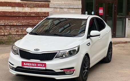 KIA Rio III рестайлинг, 2016 год, 999 000 рублей, 3 фотография