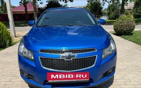 Chevrolet Cruze II, 2011 год, 690 000 рублей, 2 фотография