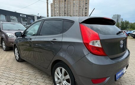 Hyundai Solaris II рестайлинг, 2011 год, 642 000 рублей, 4 фотография