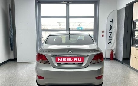 Hyundai Solaris II рестайлинг, 2014 год, 900 000 рублей, 5 фотография