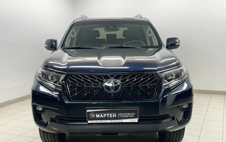 Toyota Land Cruiser Prado 150 рестайлинг 2, 2019 год, 4 295 000 рублей, 2 фотография