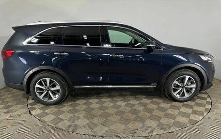 KIA Sorento III Prime рестайлинг, 2018 год, 2 300 000 рублей, 4 фотография