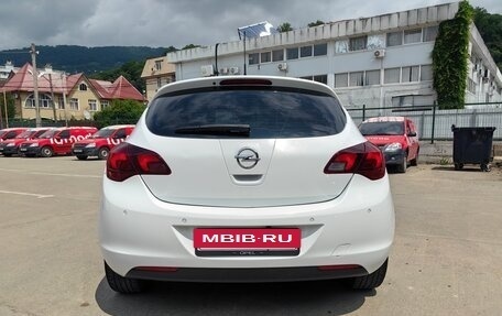 Opel Astra J, 2012 год, 820 000 рублей, 3 фотография