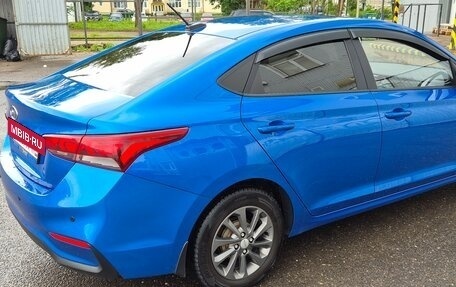Hyundai Solaris II рестайлинг, 2017 год, 1 400 000 рублей, 5 фотография