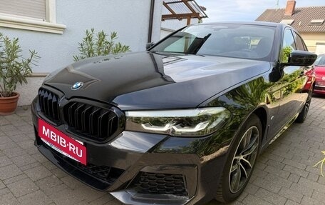BMW 5 серия, 2022 год, 4 880 000 рублей, 3 фотография
