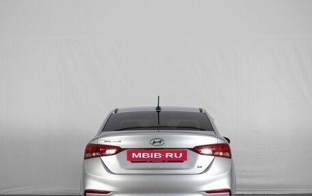 Hyundai Solaris II рестайлинг, 2017 год, 999 000 рублей, 4 фотография