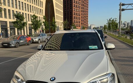 BMW X5, 2018 год, 3 800 000 рублей, 3 фотография