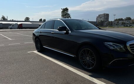 Mercedes-Benz E-Класс, 2017 год, 3 150 000 рублей, 2 фотография